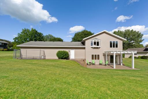 1651 Buckingham Path, Faribault, MN 55021