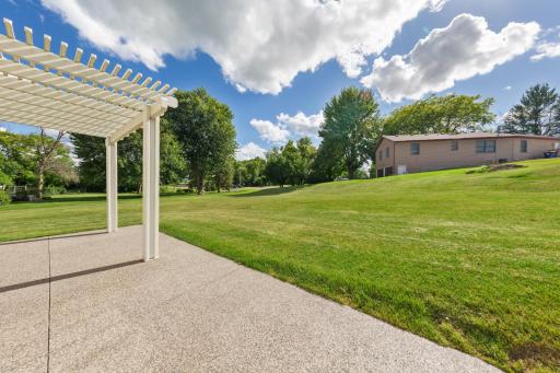 1651 Buckingham Path, Faribault, MN 55021