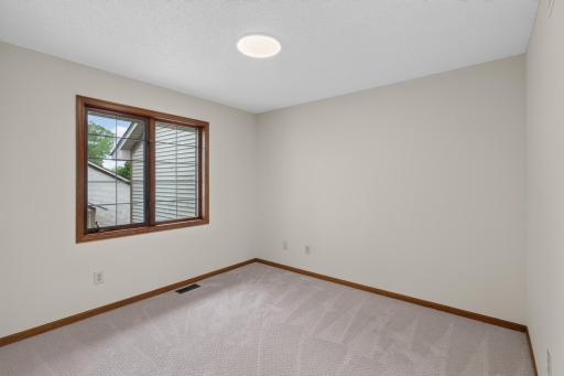 1915 Furness Street, Saint Paul, MN 55109