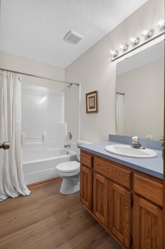 1915 Furness Street, Saint Paul, MN 55109