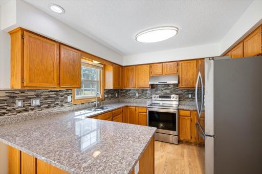 952 Moonlight Drive, Saint Paul, MN 55125