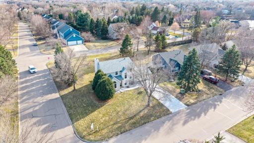952 Moonlight Drive, Saint Paul, MN 55125