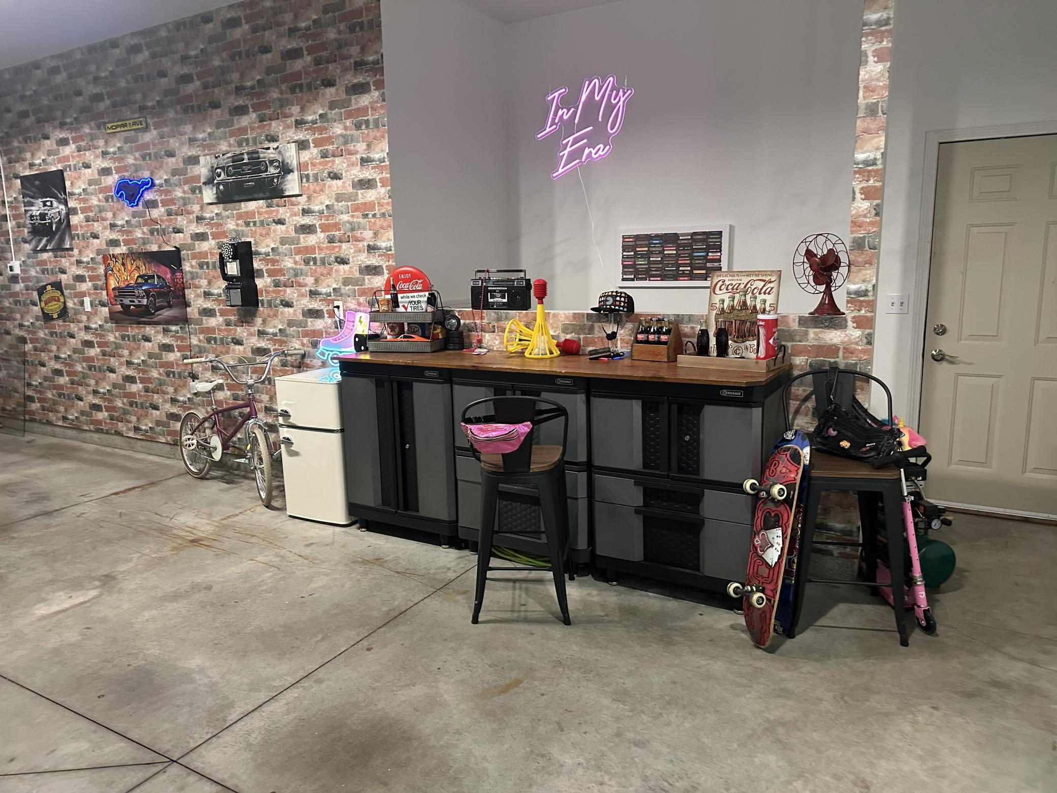 Walk Down Stairway in 3 Stall Garage.jpeg