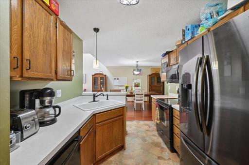 102 Primrose Court, Saint Paul, MN 55127