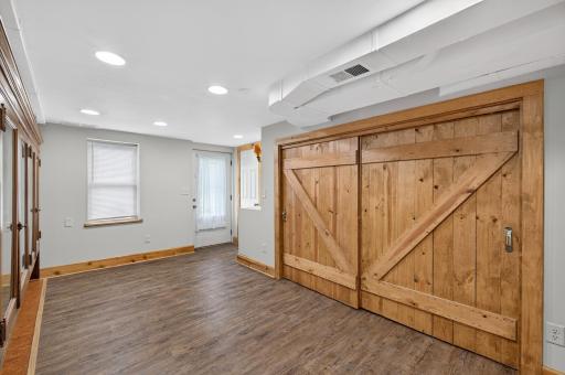 2559 Clarence Street, Saint Paul, MN 55109