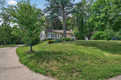 2559 Clarence Street, Saint Paul, MN 55109