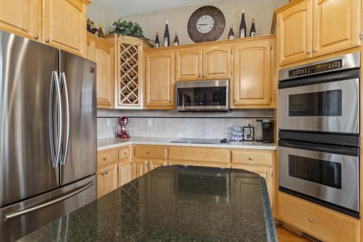 3401 Fox Tail Trail NW, Prior Lake, MN 55372