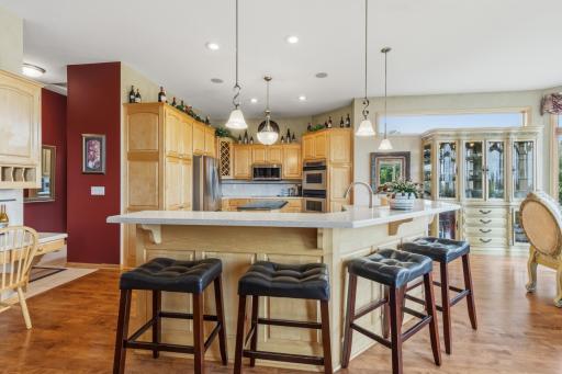 3401 Fox Tail Trail NW, Prior Lake, MN 55372