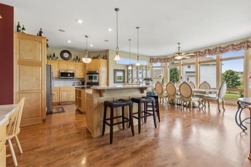 3401 Fox Tail Trail NW, Prior Lake, MN 55372