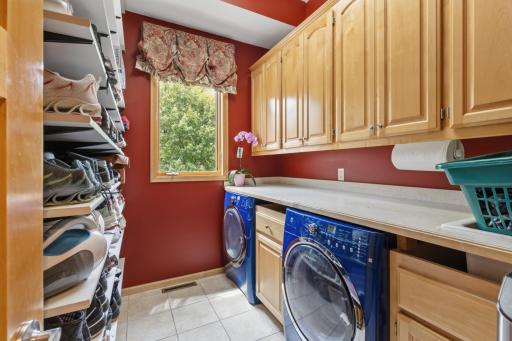3401 Fox Tail Trail NW, Prior Lake, MN 55372