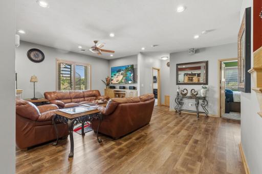 3401 Fox Tail Trail NW, Prior Lake, MN 55372