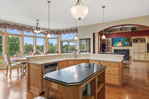 3401 Fox Tail Trail NW, Prior Lake, MN 55372