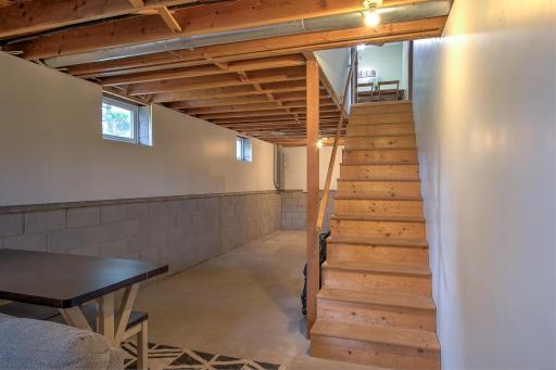 9793 301st Avenue NE, North Branch, MN 55056