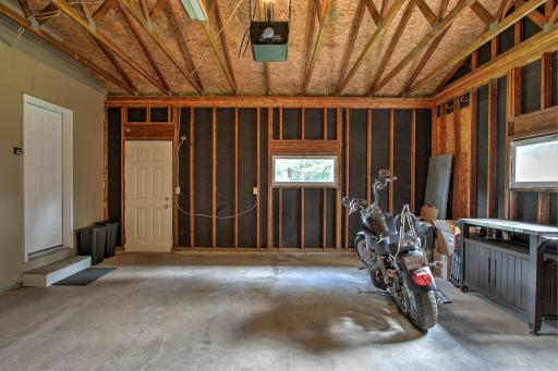 9793 301st Avenue NE, North Branch, MN 55056