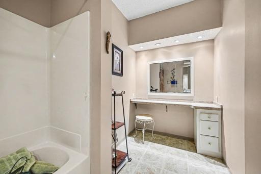 20966 Davenport Street NE, Cedar, MN 55011