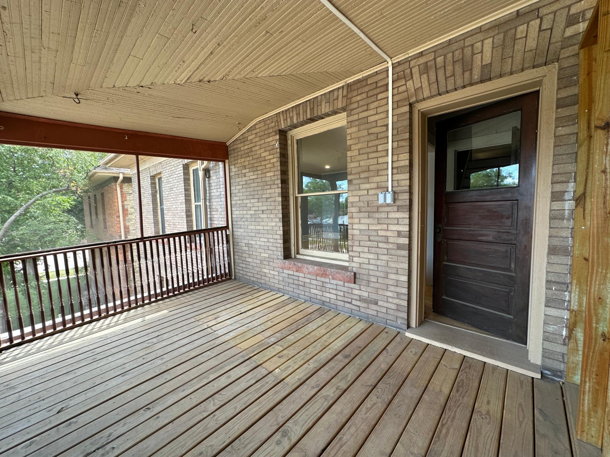 Screen Porch