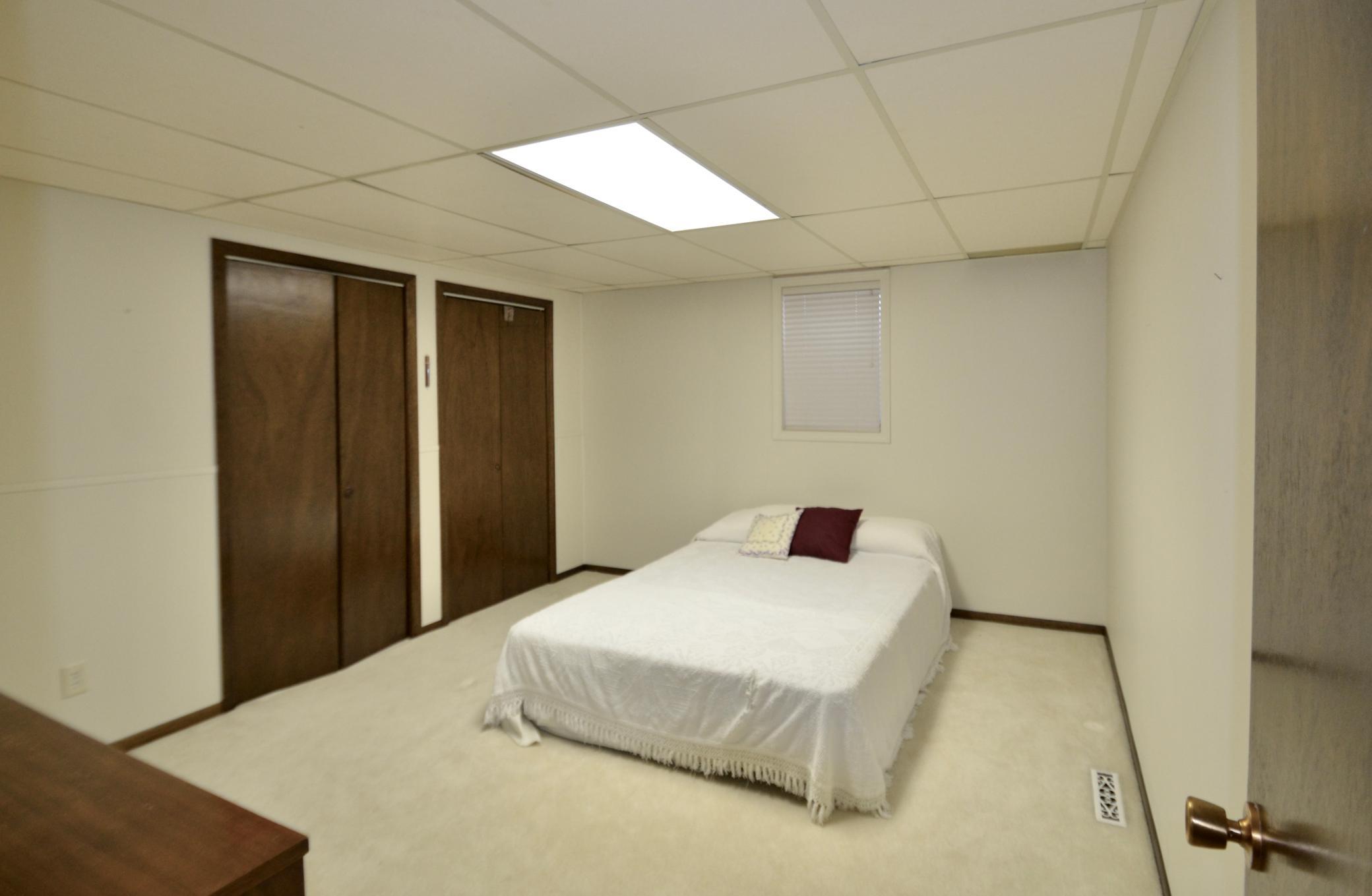 Bedroom Downstairs 4