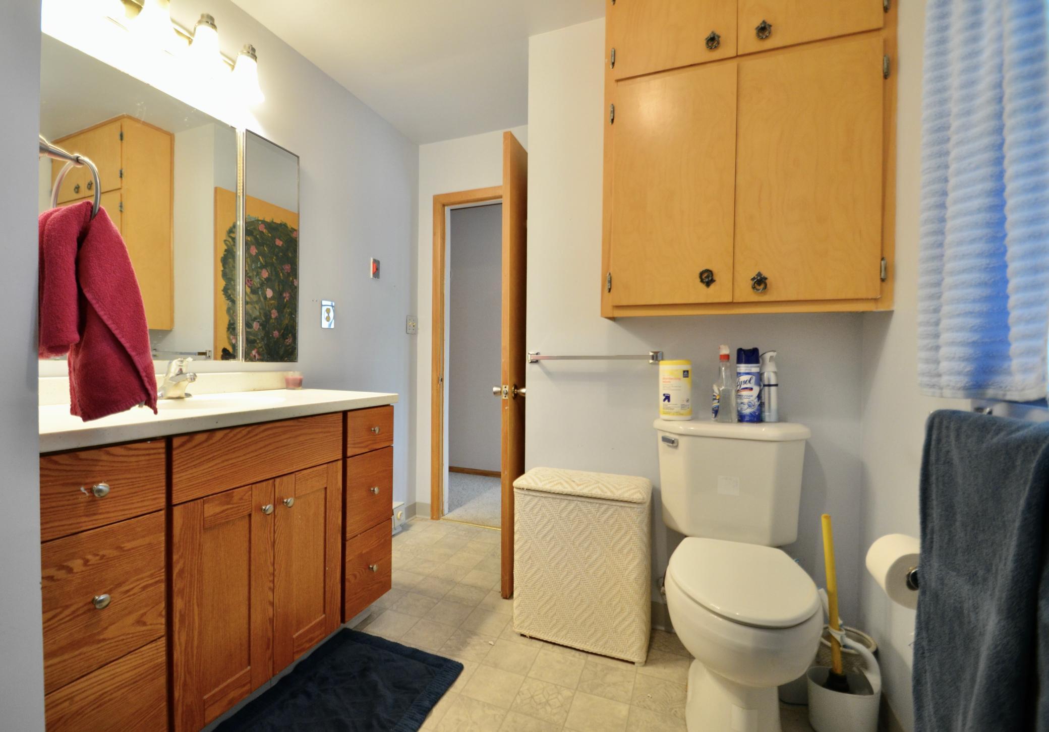 Main Bathroom