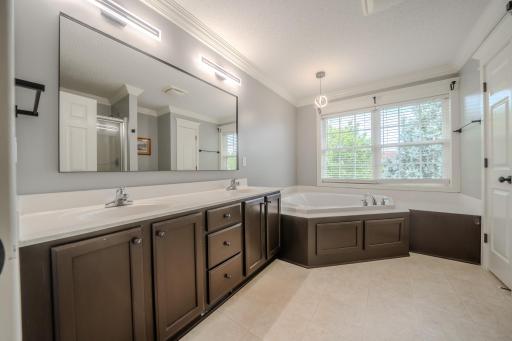 6624 Mackenzie Avenue NE, Otsego, MN 55301