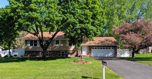 1559 Mccarthy Road, Saint Paul, MN 55121