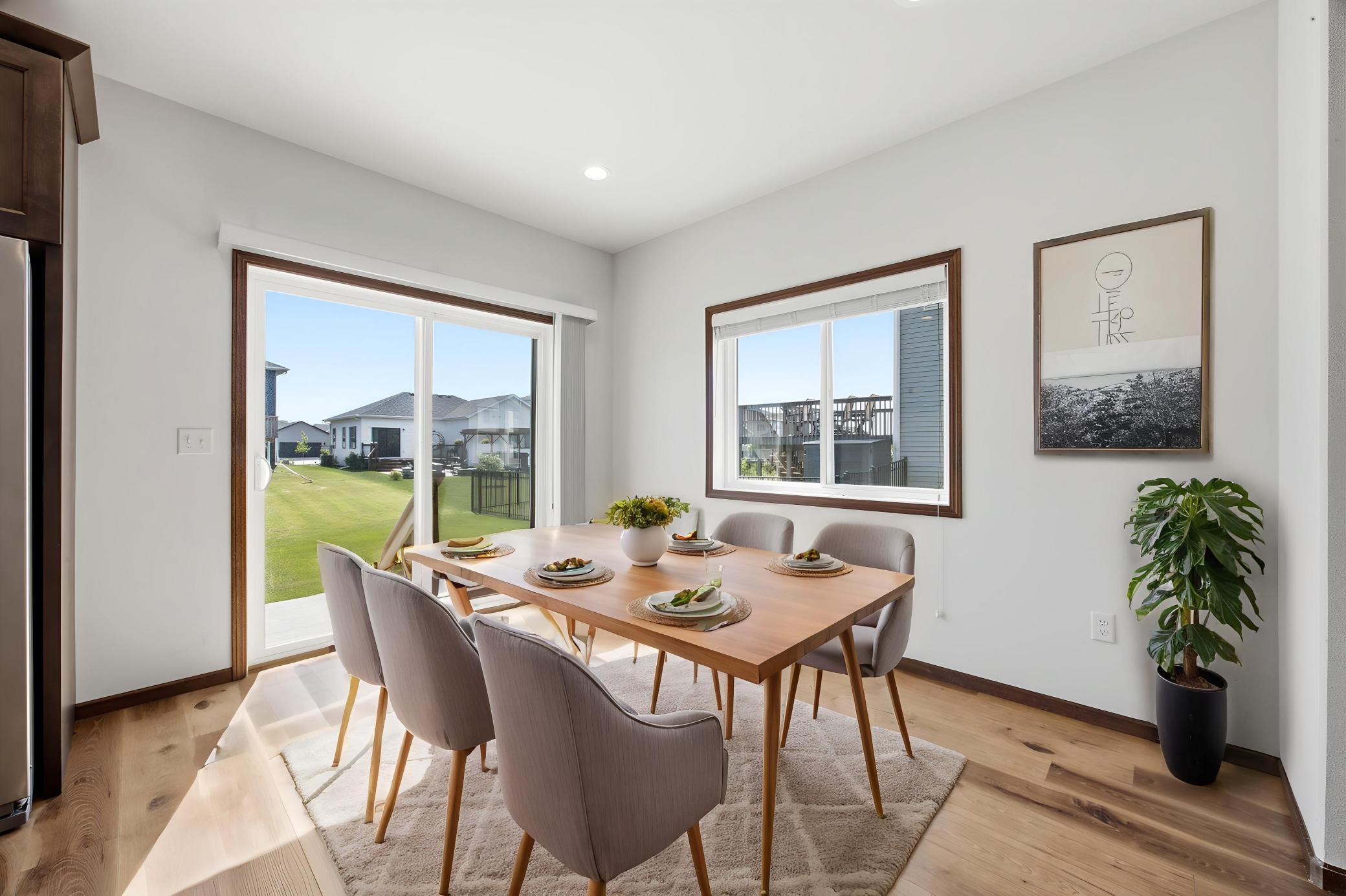 Virtually Staged Dining