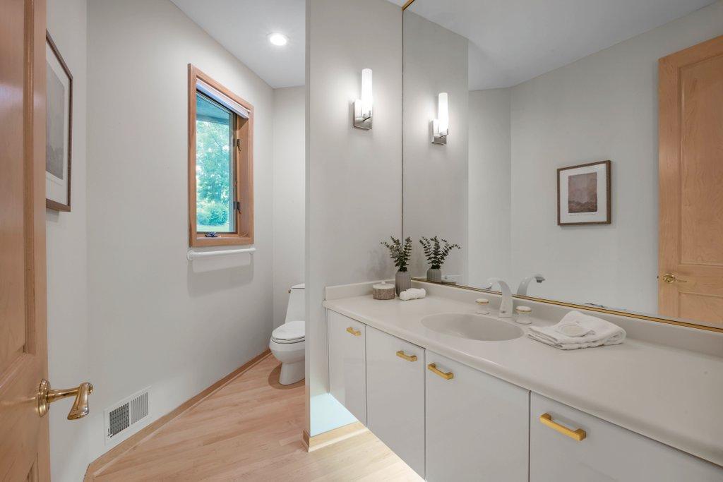 Powder room