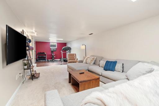 10916 Ewing Avenue S, Bloomington, MN 55431