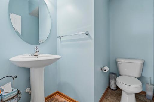 407 Lookout Place NE, Minneapolis, MN 55421