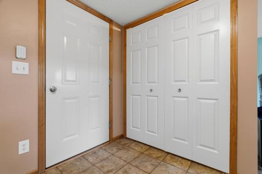 407 Lookout Place NE, Minneapolis, MN 55421