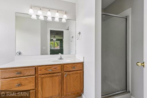1216 Cuylle Bay, Faribault, MN 55021