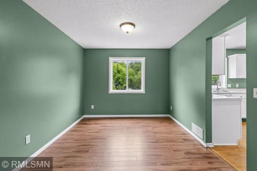 1216 Cuylle Bay, Faribault, MN 55021