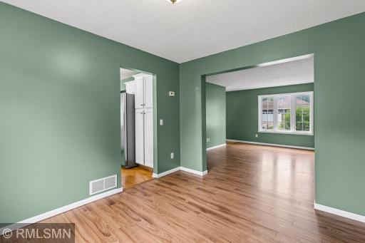 1216 Cuylle Bay, Faribault, MN 55021