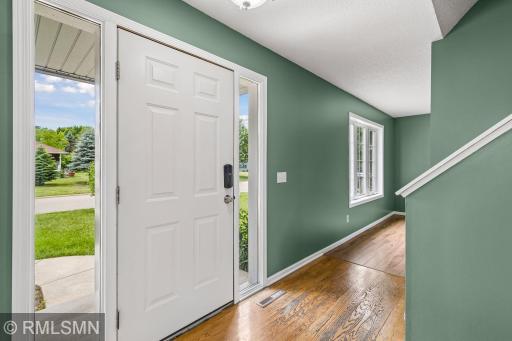 1216 Cuylle Bay, Faribault, MN 55021