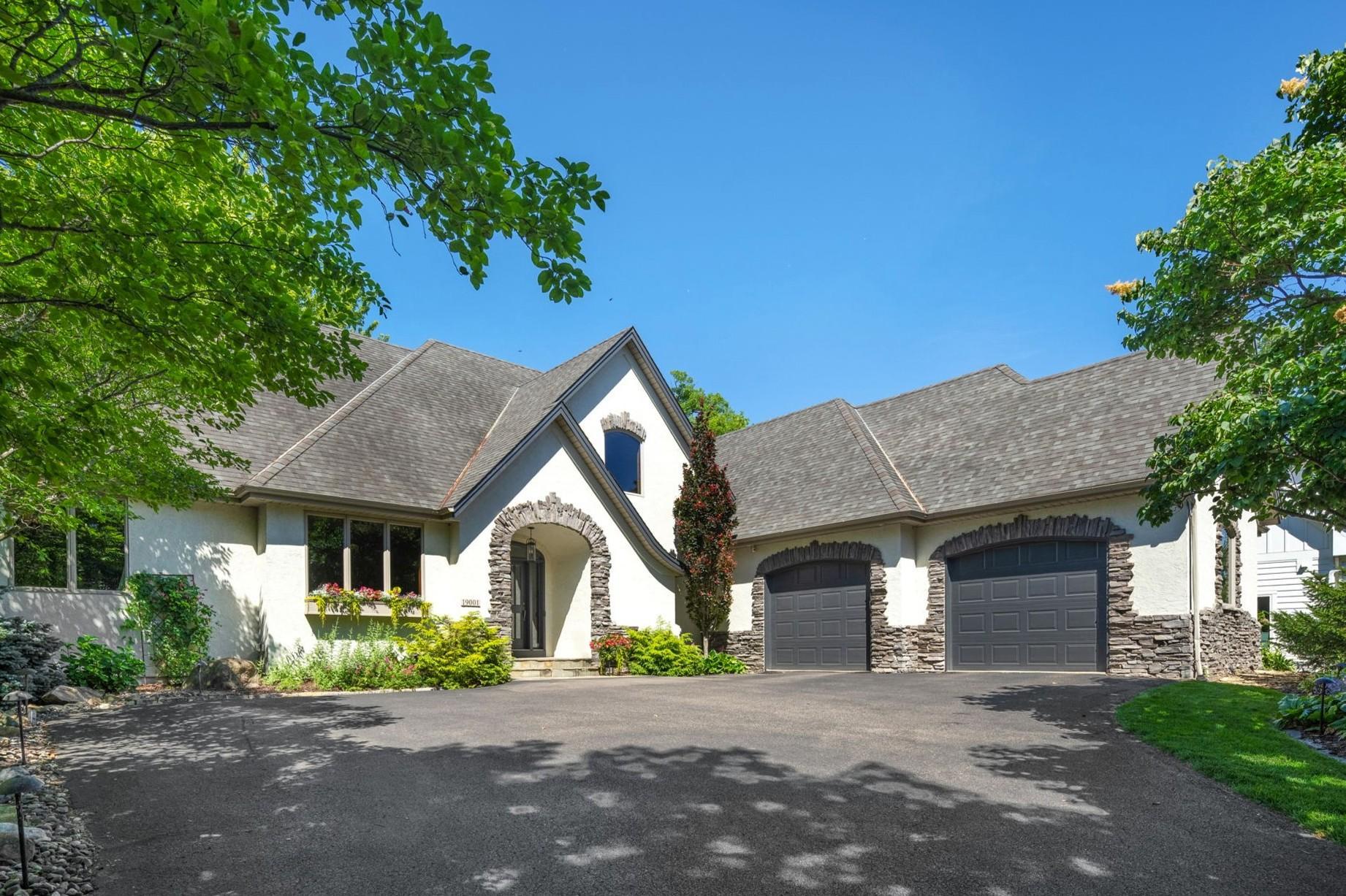 Enjoy peaceful lake living in one of Lakeville’s serene, no-outlet neighborhoods. Set on a beautifully wooded 0.7-acre lot, this home is tucked back from the road offering privacy, mature trees, and a true sense of retreat.