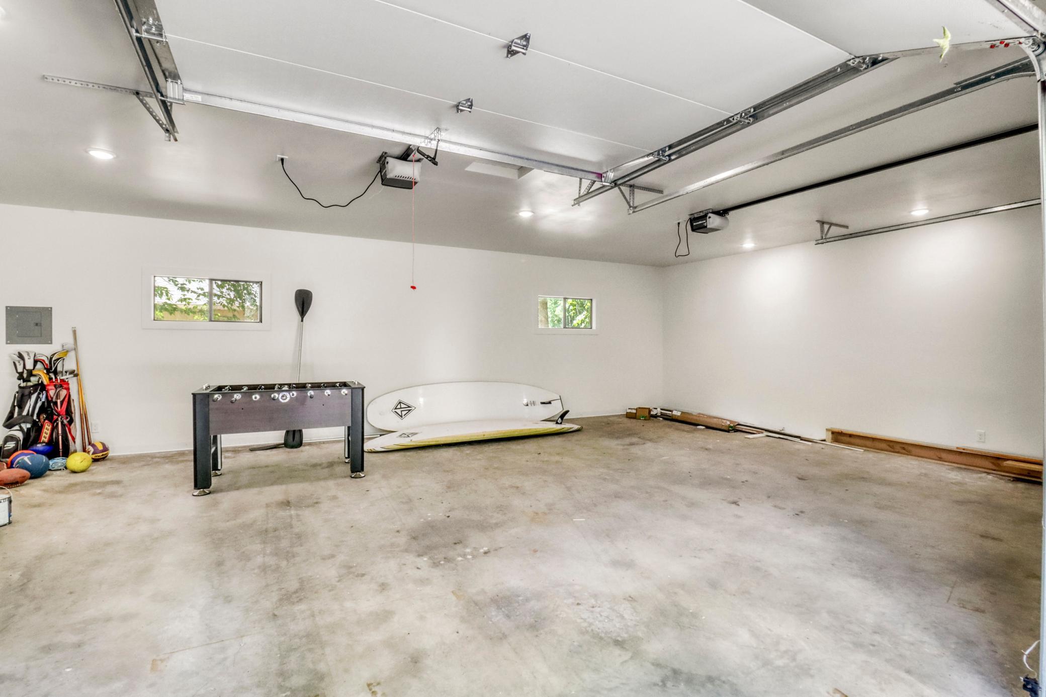 Detached Garage_interior1_1-3264.JPG