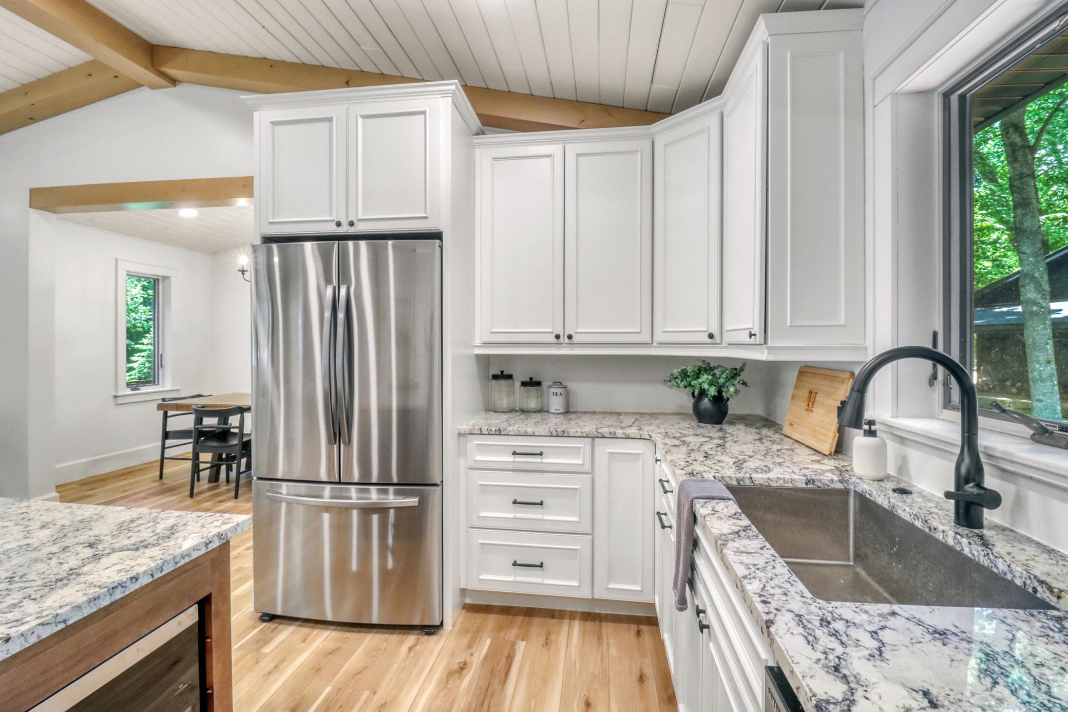 Kitchen1_6-3264.JPG