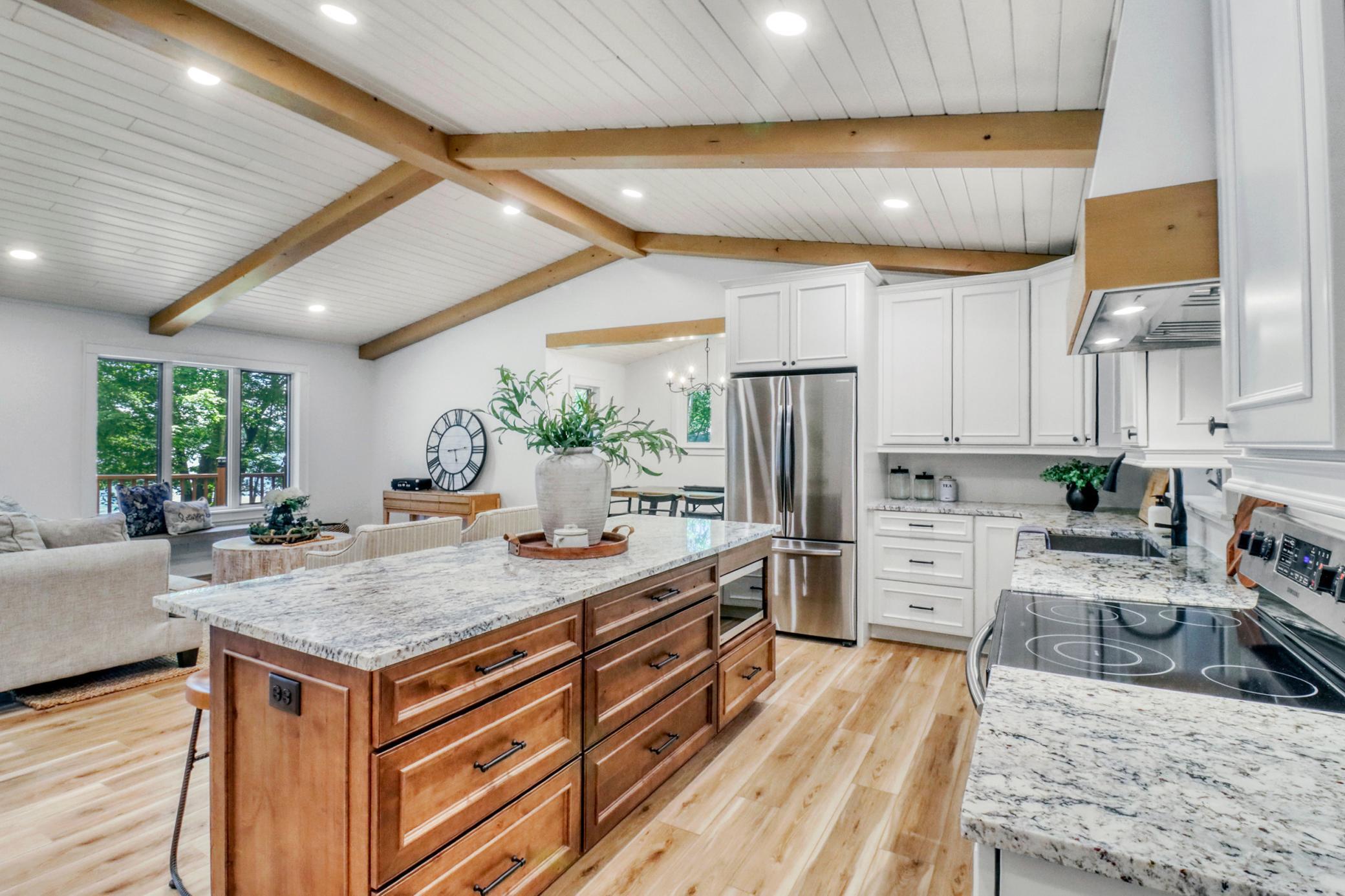 Kitchen1_7-3264.JPG