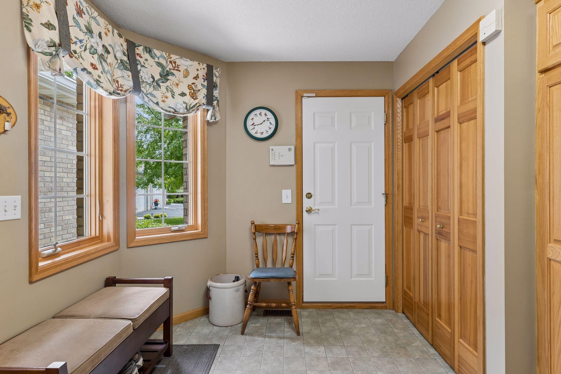 10426 Eagle Pointe Circle - The mudroom and coat closet.