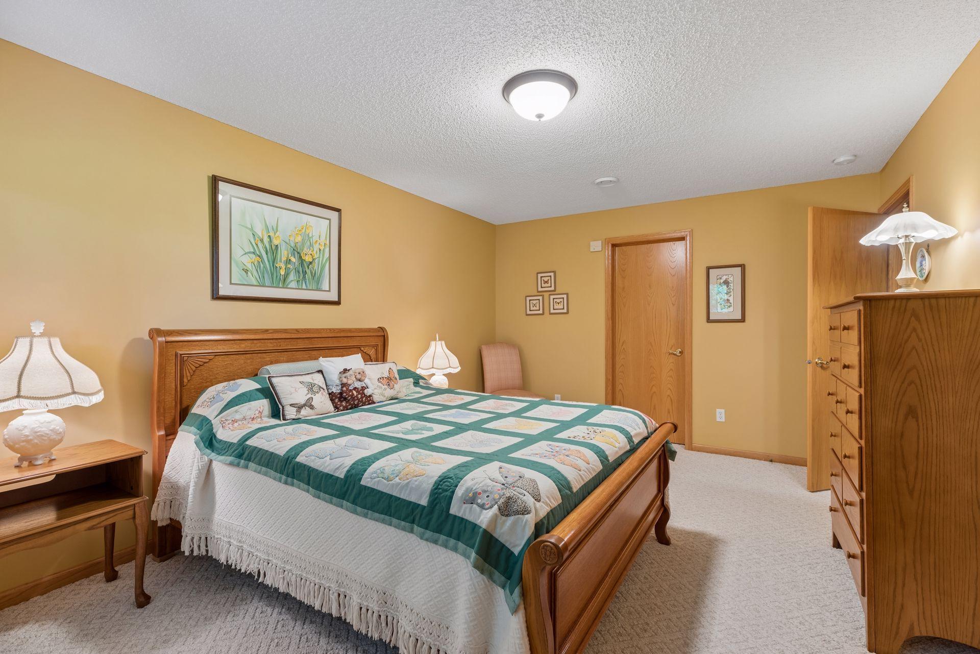 10426 Eagle Pointe Circle - Both bedrooms have large closets.