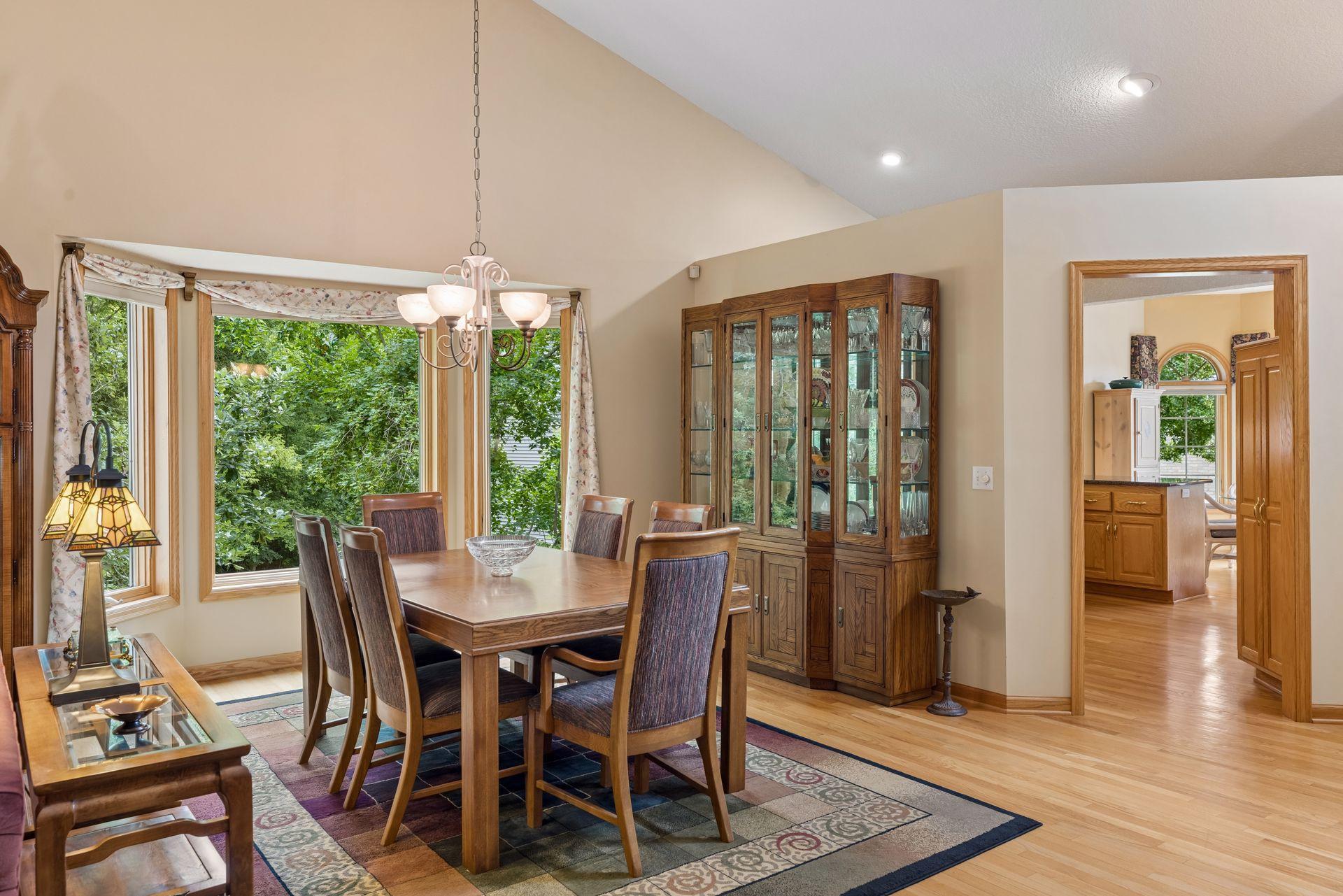 10426 Eagle Pointe Circle - Dining room with room for your accessory pieces.