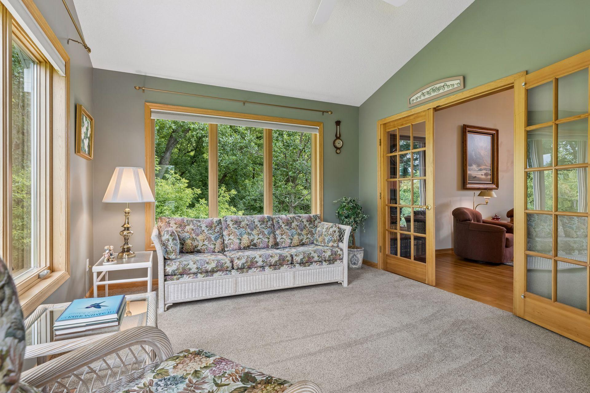 10426 Eagle Pointe Circle - 4 season room. - 0026.jpg