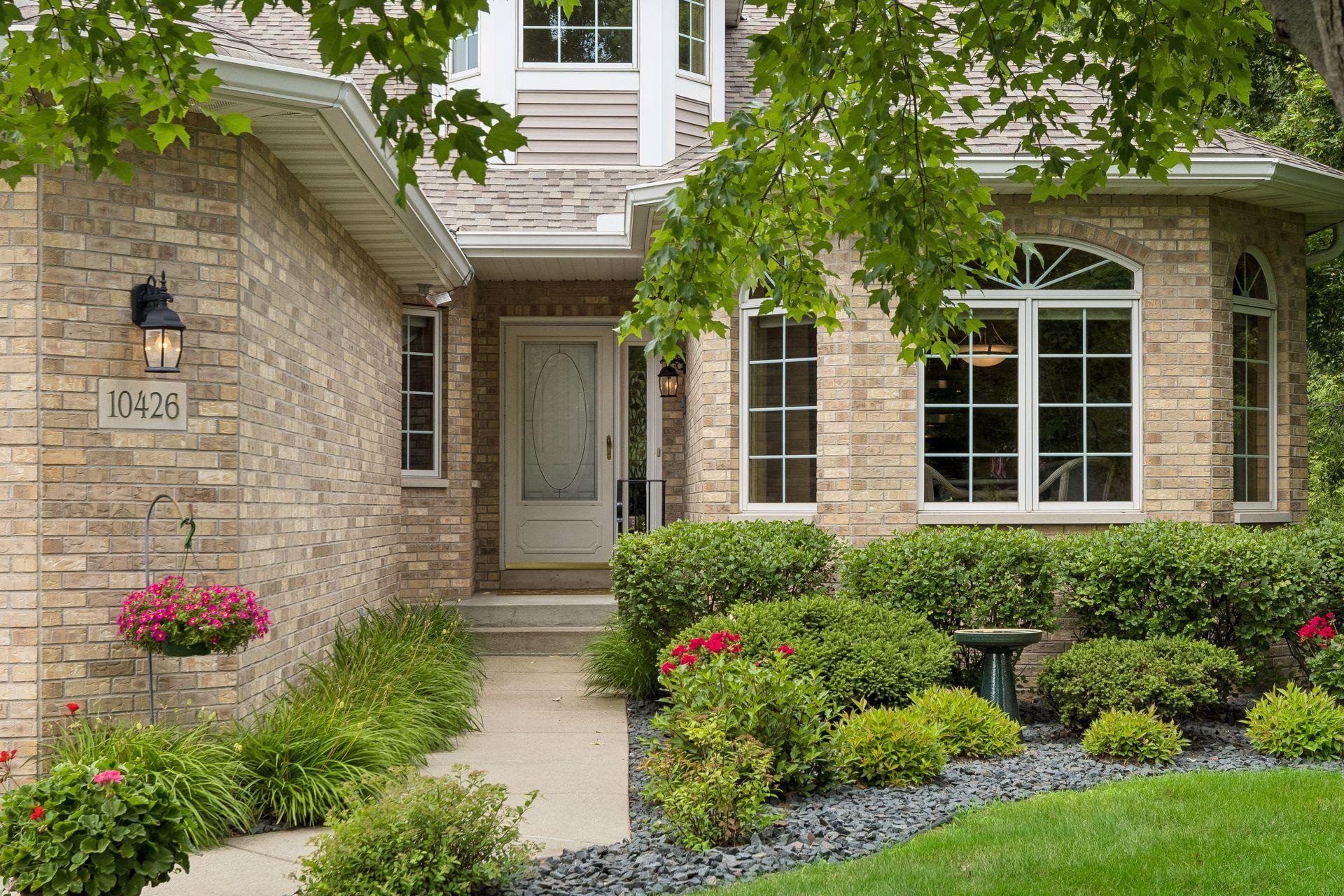 10426 Eagle Pointe Circle - One story executive townhome in desirable Eagle Valley Neighborhood.