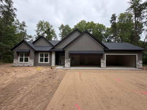 Welcome to the Cascade on E Clark Lake Rd!!