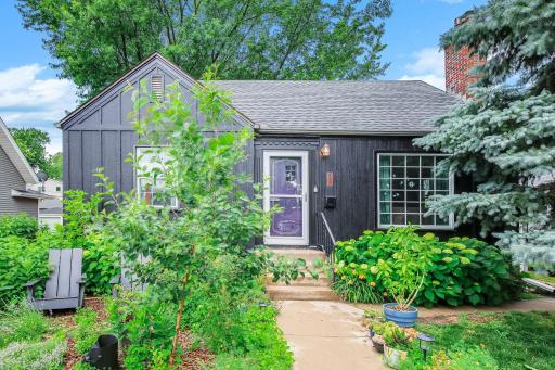 3-web-or-mls-973-Galvin-Ave_Exterior-03.jpg
