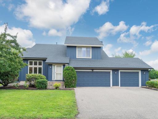 18511 Maple Leaf Drive, Eden Prairie, MN 55346