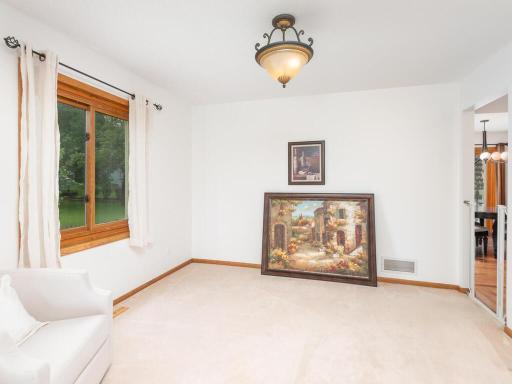 18511 Maple Leaf Drive, Eden Prairie, MN 55346