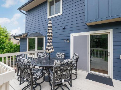 18511 Maple Leaf Drive, Eden Prairie, MN 55346