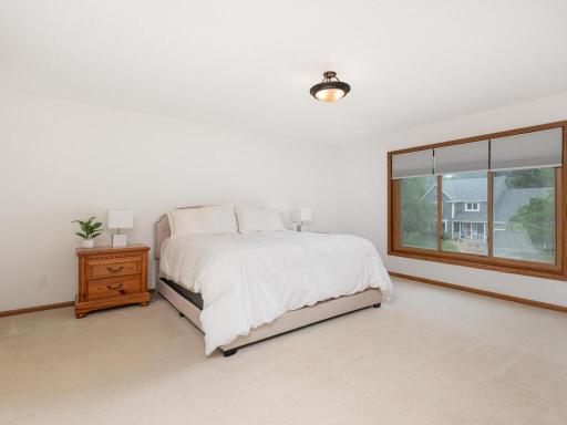 18511 Maple Leaf Drive, Eden Prairie, MN 55346
