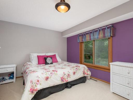 18511 Maple Leaf Drive, Eden Prairie, MN 55346