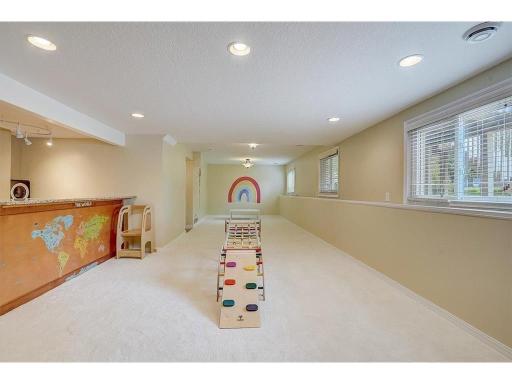 18511 Maple Leaf Drive, Eden Prairie, MN 55346